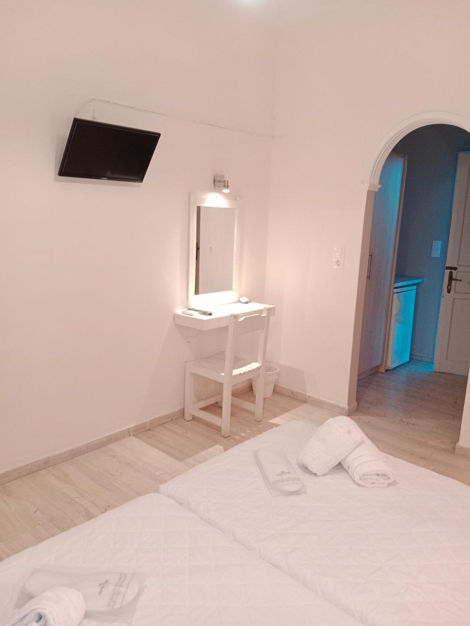 Aparthotel Aristides Perama (Corfu)