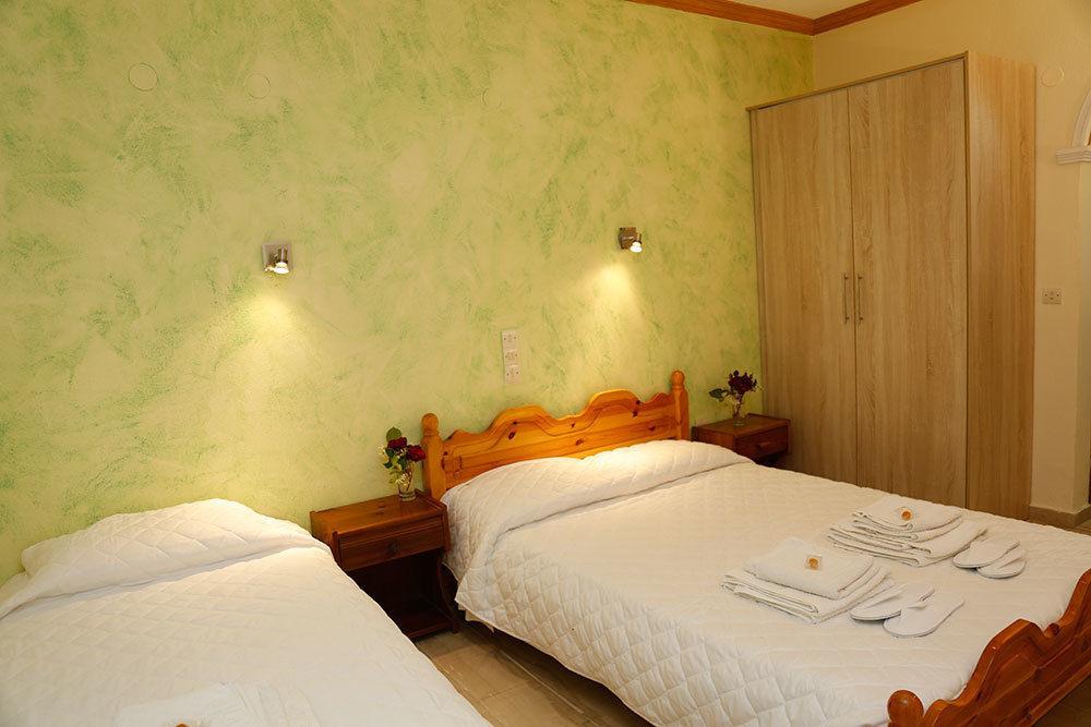 Aristides Aparthotel