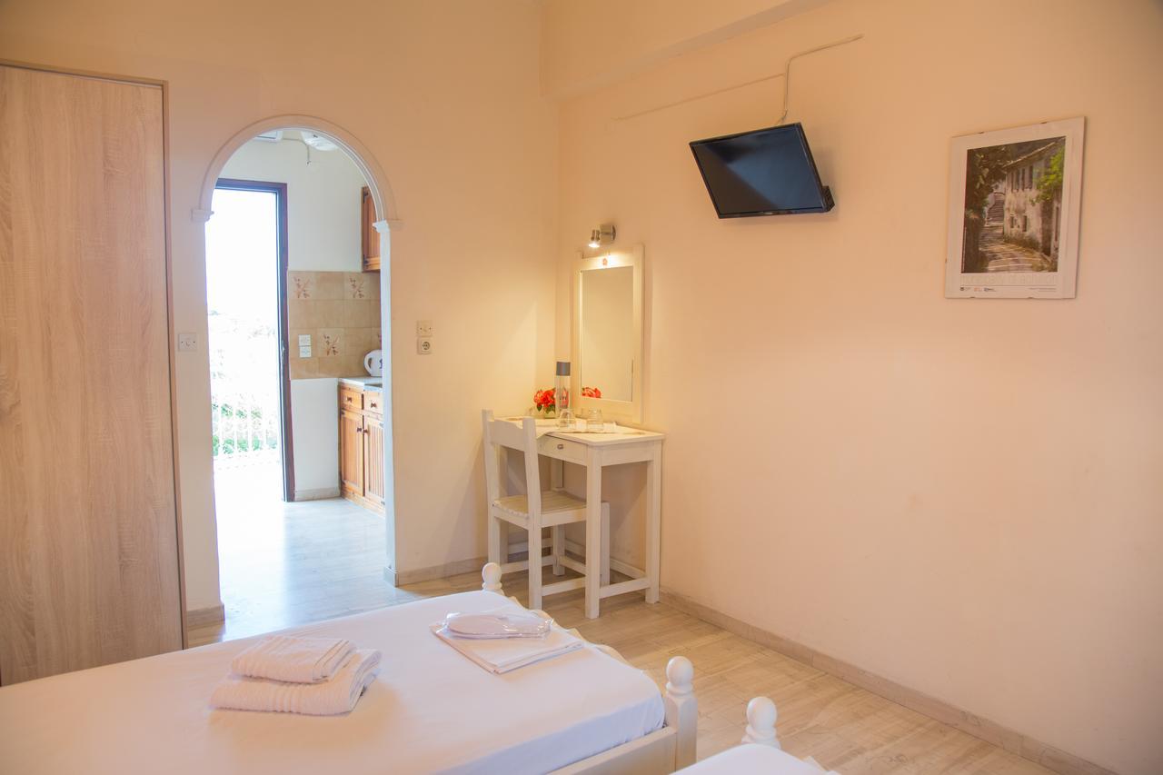 Aparthotel Aristides Perama (Corfu)