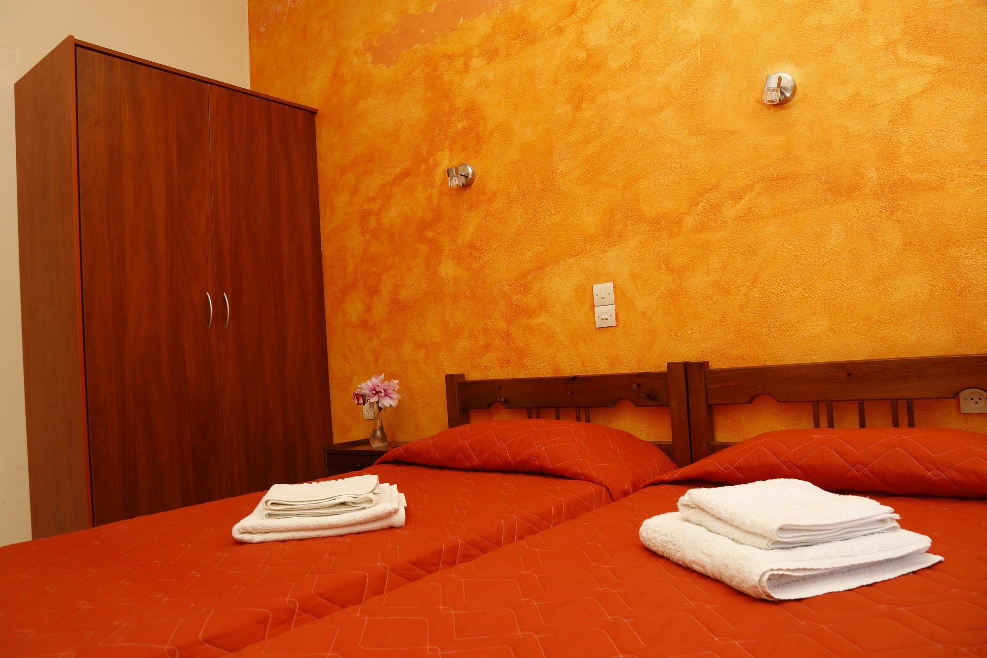 Aristides Aparthotel Perama (Corfu)